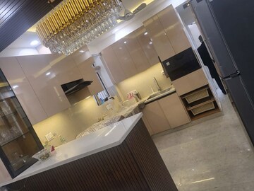 2 BHK Apartment For Rent in Suncity Avenue 102, Sector 102