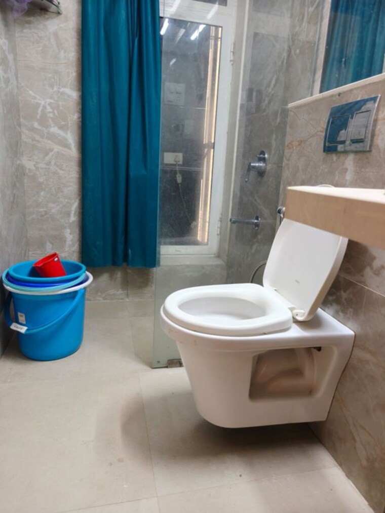 Bathroom, kabra-centroid 3 Bedroom 1031 Sq.Ft. Apartment In Santacruz East Mumbai 9808257