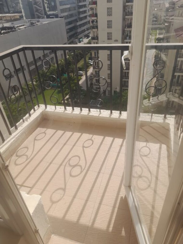 Balcony, emaar-emerald-estate 2 Bedroom 1020 Sq.Ft. Apartment In Sector 65 Gurgaon 9808265