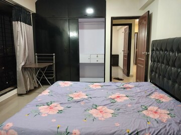 Master Bedroom in 2 BHK Apartment at Fairmont Palazo, Santacruz East – for Rent