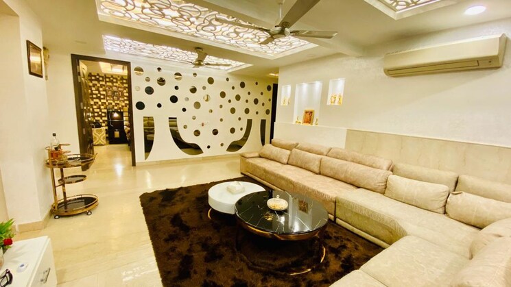 Team Area, greater kailash i 4 Bedroom 500 Sq.Yd. Builder Floor In Greater Kailash I Delhi 9808303