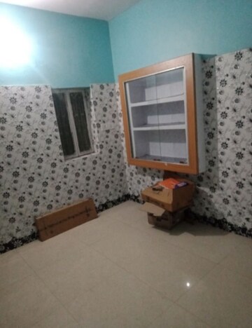 Living Room in 1 BHK Independent House at Aliganj – for Rent