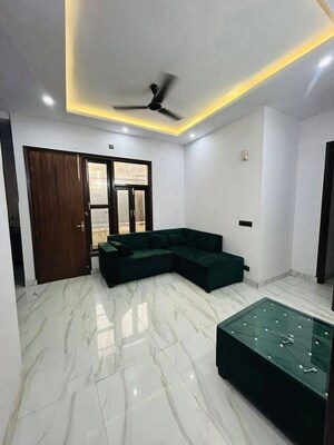 Bedroom in 1 BHK Apartment at Saket – for Rent