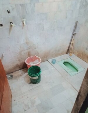 Furnished Amenities in 1 BHK Villa at Aliganj – for Rent