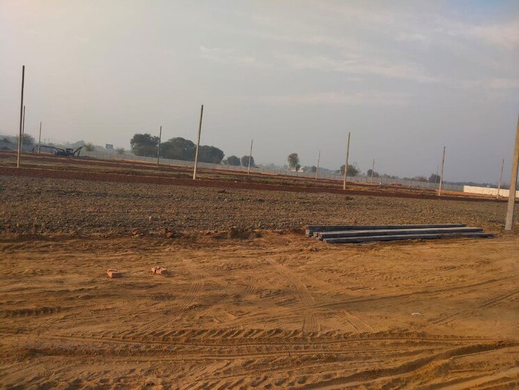 undefined, dadri  100 Sq.Yd. Plot In Dadri Greater Noida 9808287