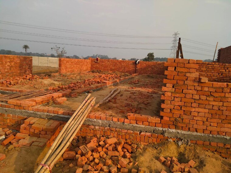 Exterior View, dadri  100 Sq.Yd. Plot In Dadri Greater Noida 9808287