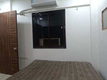 Room in 1 BHK Apartment at Avillion Greenfields Co Op Housing Society, Jogeshwari East – for Rent