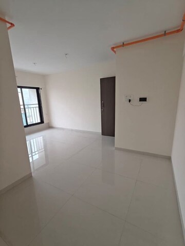 Room in 2 BHK Apartment at Tilak Nagar Building, Tilak Nagar – for Rent