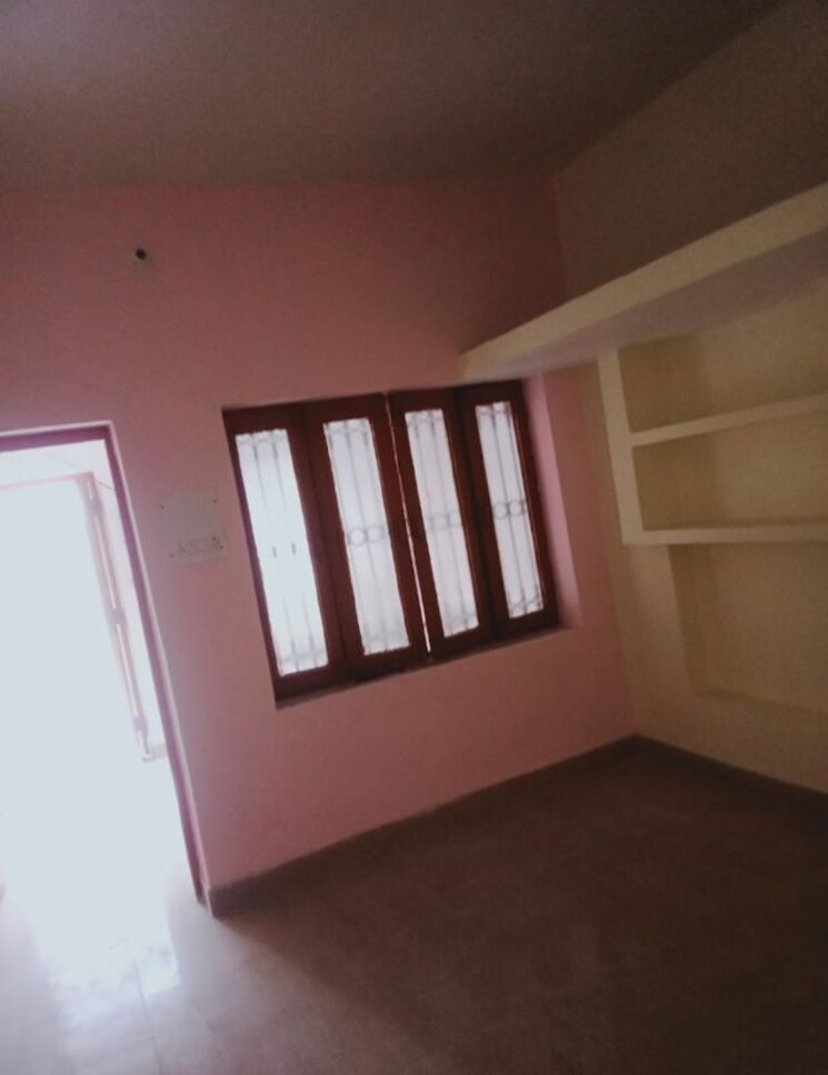 Room, aliganj 2 Bedroom 522 Sq.Ft. Villa In Aliganj Lucknow 9808389