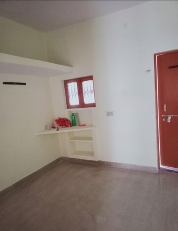 2 BHK Villa For Rent in Aliganj