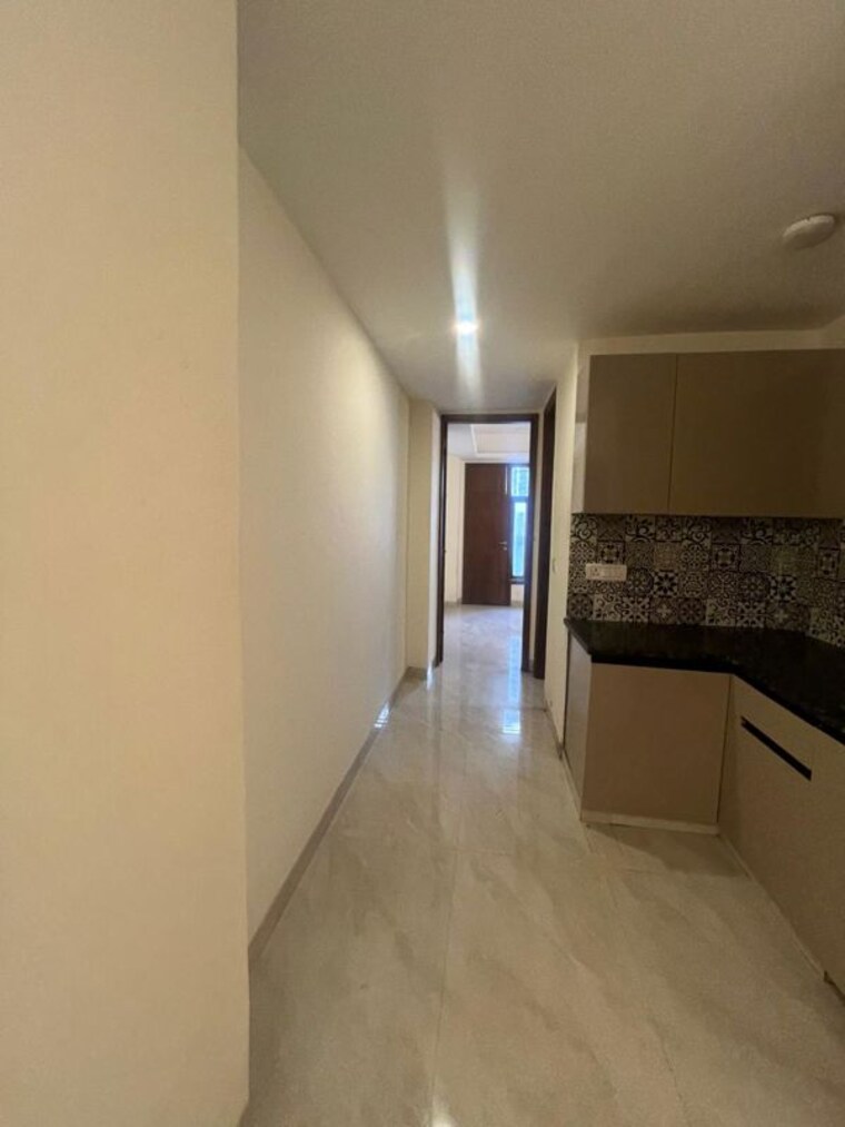 Room, saket 1 Bedroom 600 Sq.Ft. Builder Floor In Saket Delhi 9808407