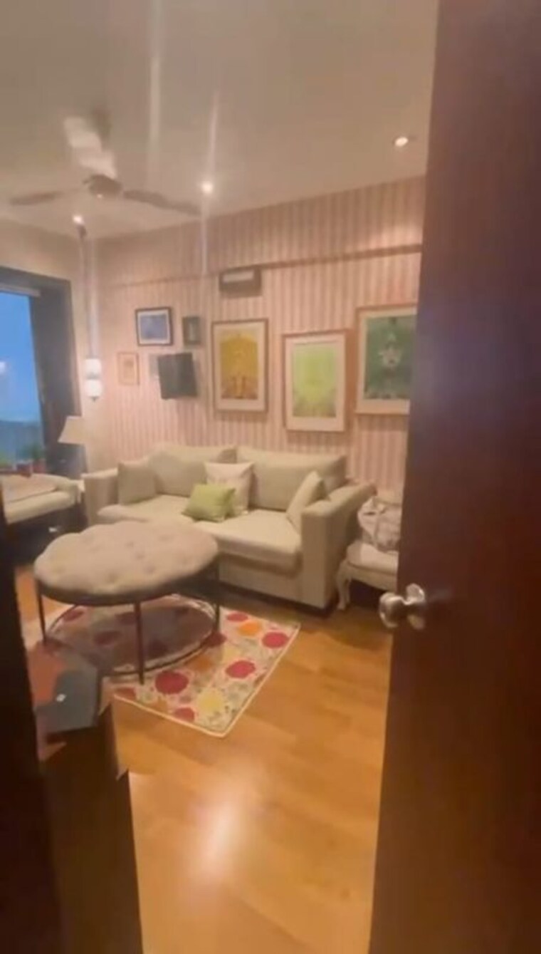 Living Room, piramal-mahalaxmi 3 Bedroom 1752 Sq.Ft. Apartment In Mahalaxmi Mumbai 9614557