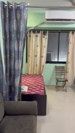 Room in  Pg at Siddhivinayak Annex, Lower Parel – for Rent