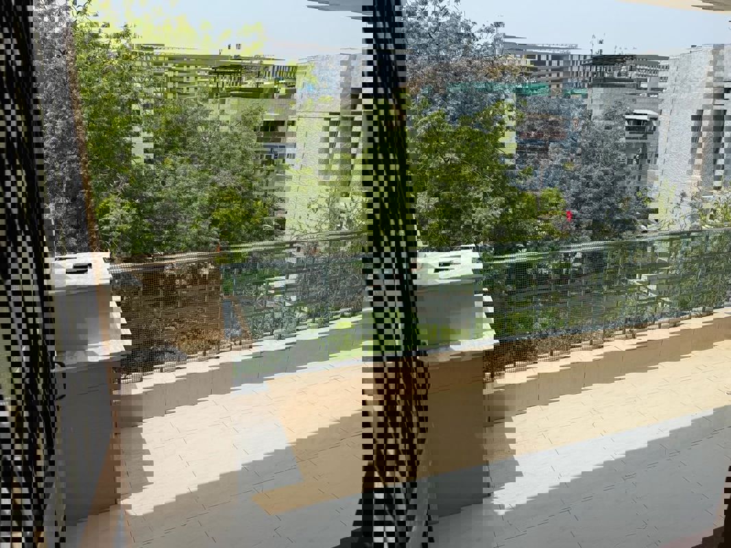 3 BHK + Pooja Room,Study Room 3500 Sq.Ft. Builder Floor in RWA Apartments Sector 40