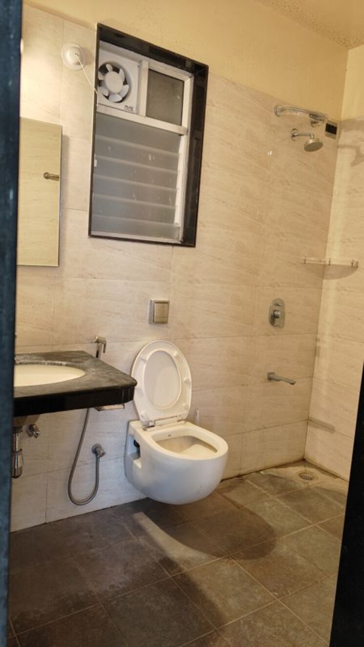 Bathroom, magarpatta-city-iris 2 Bedroom 1000 Sq.Ft. Apartment In Hadapsar Pune 9808467