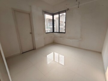 Room in 3 BHK Apartment at Shivalik Sharda Park View, Shela – for Rent