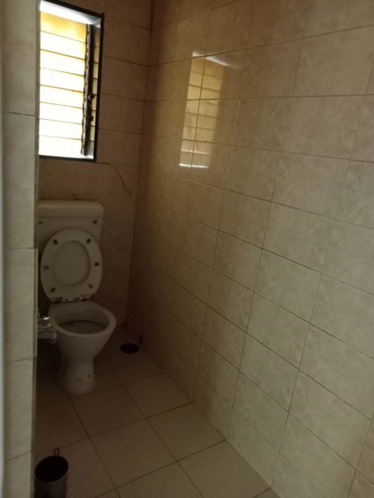 Bathroom, harbour-heights 2 Bedroom 924 Sq.Ft. Apartment In Colaba Mumbai 9571194