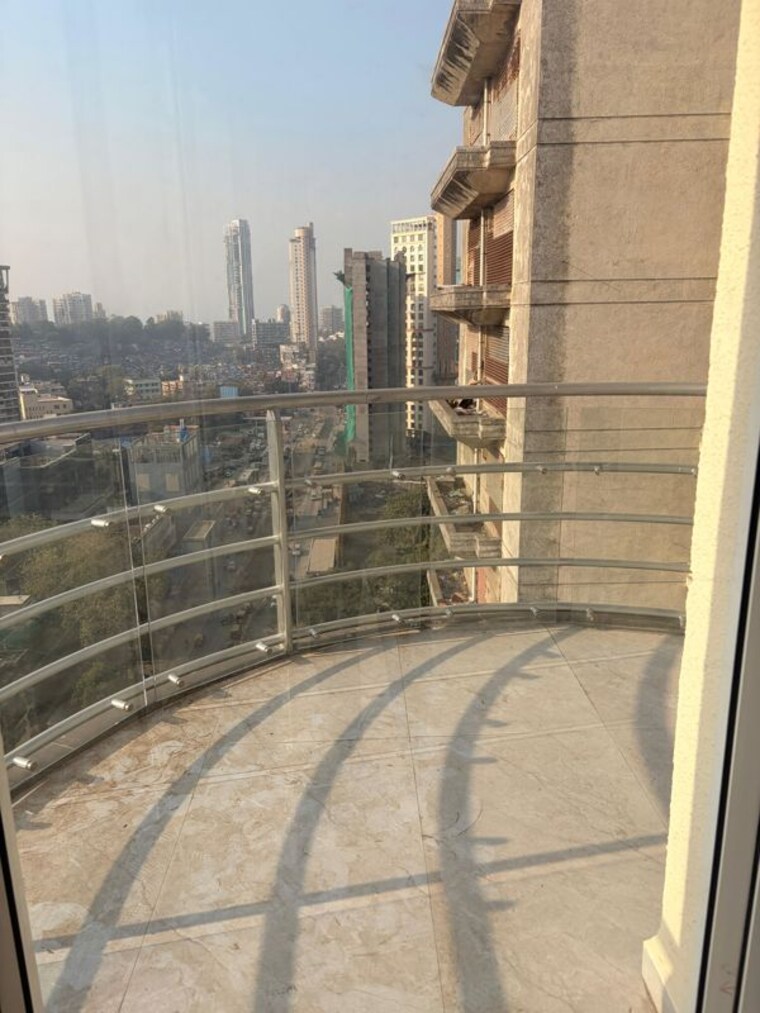 Balcony, queens-court-worli 3.5 Bedroom 3180 Sq.Ft. Apartment In Worli Mumbai 9808511