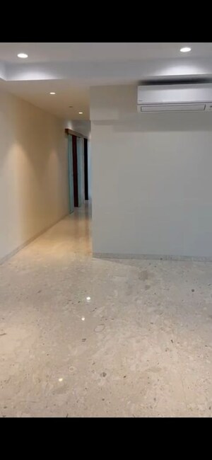 Living Room in 3 BHK Apartment at Sagar Resham CHS, Bandra West – for Rent