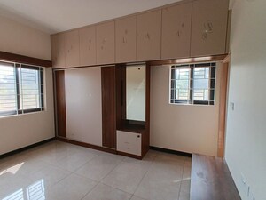 Room in 3 BHK Apartment at Assetz Earth And Essence, International Airport Road – for Rent