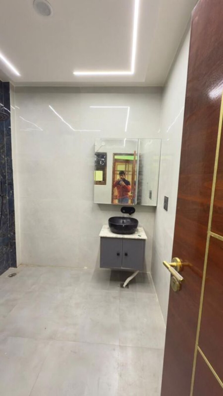 Bathroom, hawelia-valenova-park 3 Bedroom 1470 Sq.Ft. Apartment In Tech Zone 4 Greater Noida Greater Noida 9808539