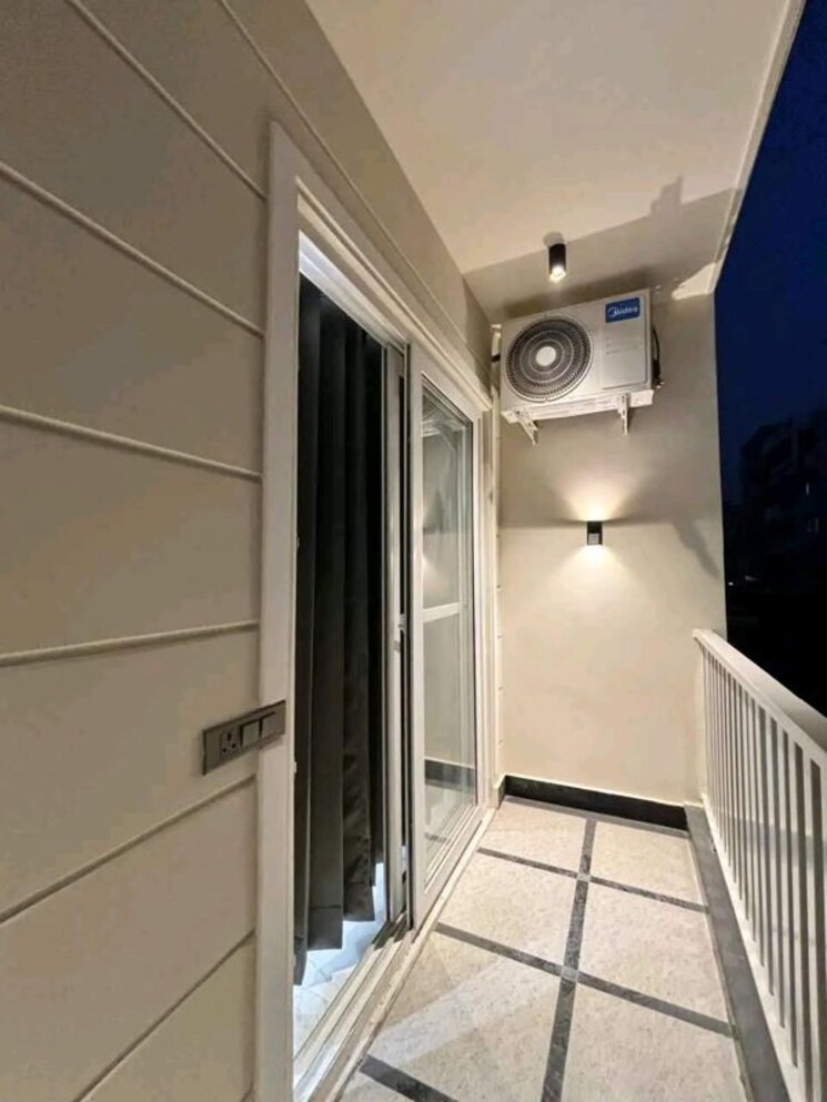 undefined, chattarpur 2 Bedroom 900 Sq.Ft. Builder Floor In Chattarpur Delhi 9808548