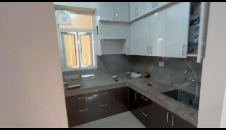 Kitchen, amrapali-terrace-homes 3.5 Bedroom 1600 Sq.Ft. Apartment In Tech Zone 4 Greater Noida Greater Noida 9808558