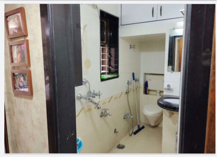 Bathroom, prince-court 2 Bedroom 1200 Sq.Ft. Apartment In Colaba Mumbai 9413625