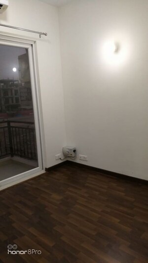 Room in 3.5 BHK Builder Floor at Ansal API Esencia, Sector 67 – for Rent