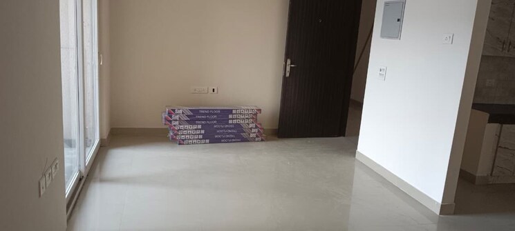 Room, crc-sublimis 2 Bedroom 982 Sq.Ft. Apartment In Sector 1 Greater Noida Greater Noida 9808543