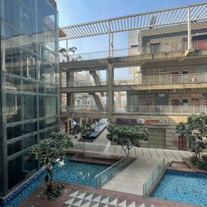  Shop For Rent in Puri 81 Business Hub, Sector 81