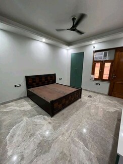 3 BHK + Servant Room Builder Floor For Rent in Chattarpur