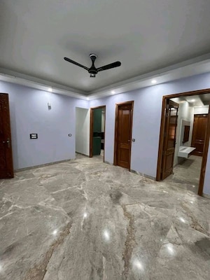 Room in 3 BHK Builder Floor at Chattarpur – for Rent