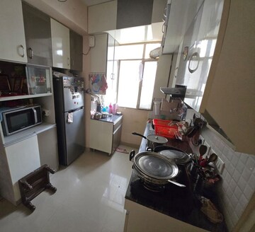 Master Bedroom in 2 BHK Builder Floor at Pragati Hills, Sector 47 – for Rent