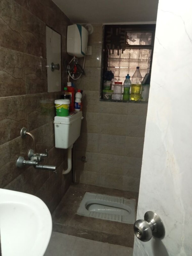 Bathroom, nakshatra-chs-vasai-west 1 Bedroom 450 Sq.Ft. Apartment In Vasai West Palghar 9808681