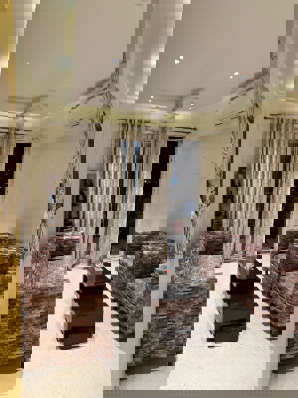 3 BHK + Servant Room Apartment For Rent in DLF The Skycourt