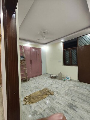 Room in 3 BHK Builder Floor at Govindpuri – for Sale