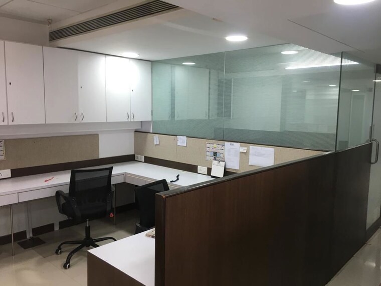Kitchen, mittal-tower-mumbai Commercial Office Space 1200 Sq.Ft. In Nariman Point Mumbai 9252154