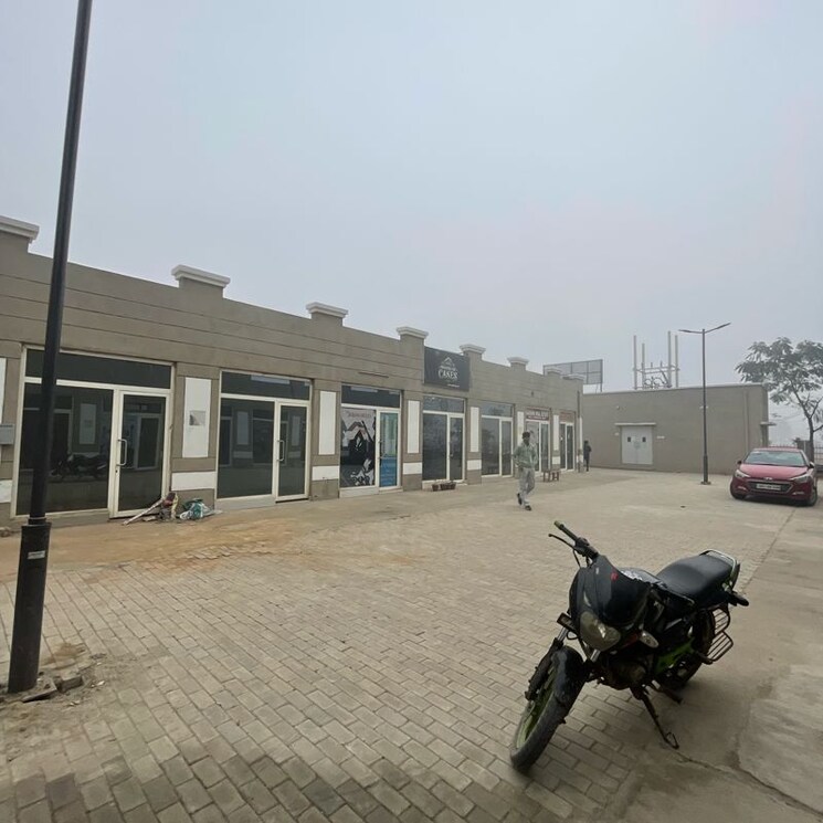  Parking, conscient-habitat-residences Commercial Shop 280 Sq.Ft. In Faridpur Faridabad 9808723