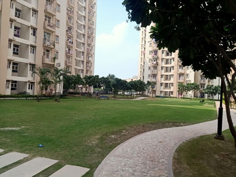 Exterior View, tulip-white 3 Bedroom 1326 Sq.Ft. Apartment In Sector 69 Gurgaon 9808731
