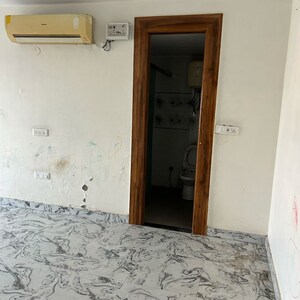 Room in 3 BHK Apartment at TDI City Kingsbury, Sector 61 – for Rent