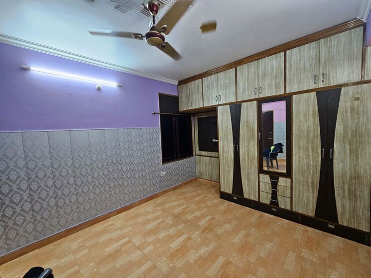 Room, the mall avenue 3 Bedroom 1850 Sq.Ft. Apartment In The Mall Avenue Lucknow 9801434