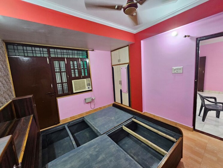 Master Bedroom, the mall avenue 3 Bedroom 1850 Sq.Ft. Apartment In The Mall Avenue Lucknow 9801434