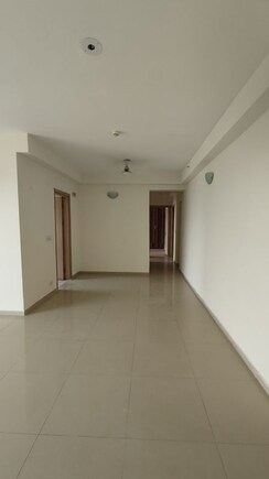 3.5 BHK + Pooja Room,Servant Room Apartment For Sale in DLF Express Greens