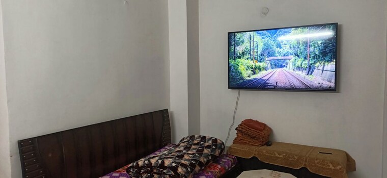 Room, govindpuri 6+ Bedroom 3000 Sq.Ft. Independent House In Govindpuri Delhi 9781644