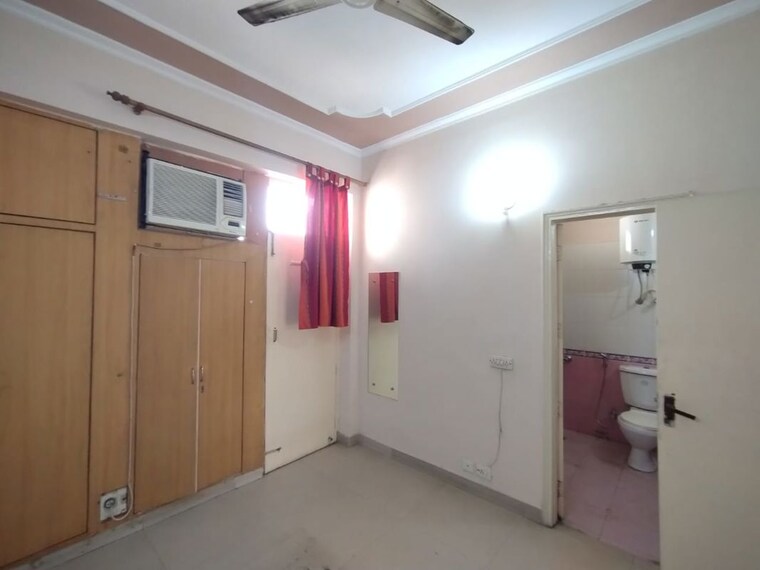 Room, tulip-orange 3 Bedroom 1437 Sq.Ft. Apartment In Sector 70 Gurgaon 9808827