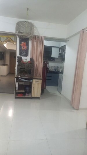 Room in 2 BHK Apartment at Kiwale – for Rent