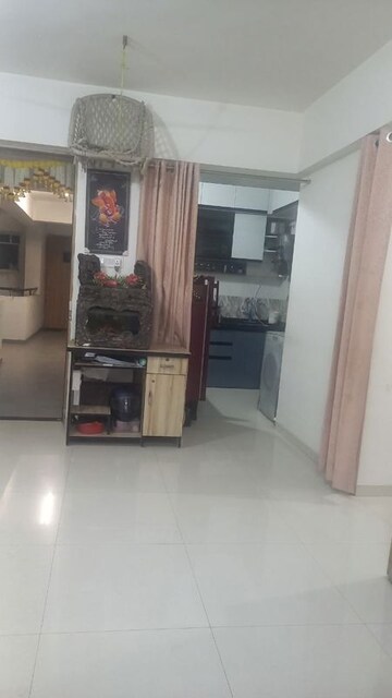 Room in 2 BHK Apartment at Kiwale – for Rent