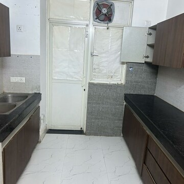 Kitchen in 3.5 BHK Builder Floor at Sector 63 – for Rent
