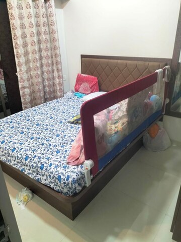 Bedroom in 1 BHK Apartment at Bhoomi Samarth, Goregaon East – for Rent